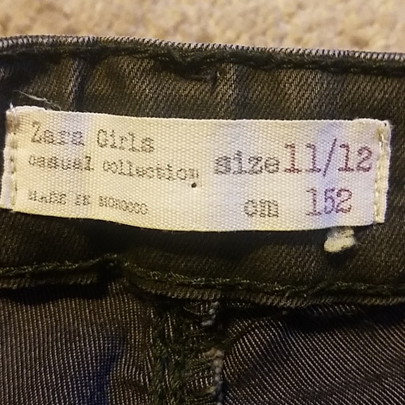 Zara Girls Cut-off Denim Shorts - Picture 2 of 7